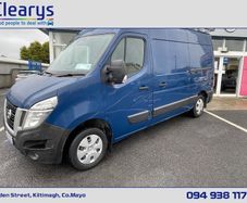 Nissan NV400 2019