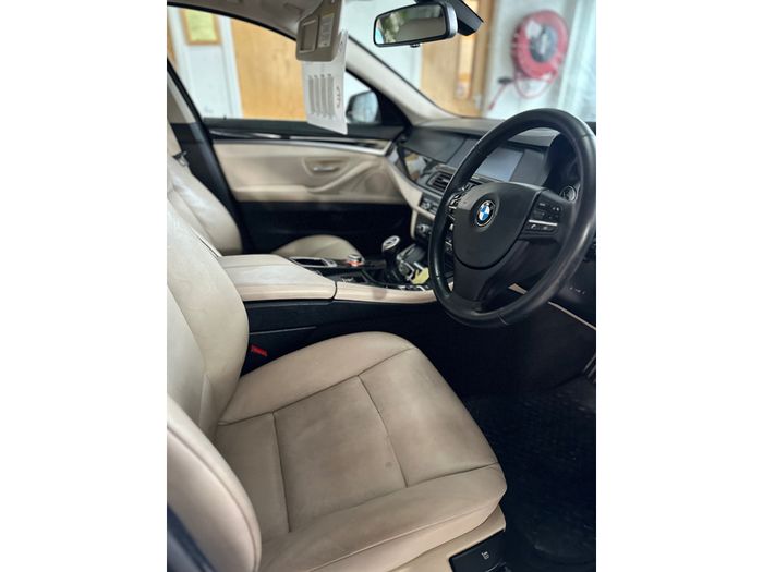 BMW 5 Series 2012