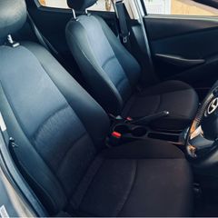 Mazda 2 2015