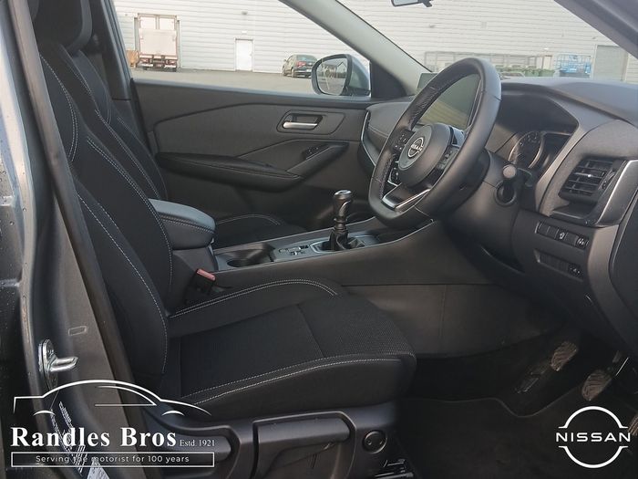 Nissan QASHQAI 2025
