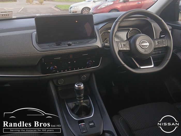 Nissan QASHQAI 2025