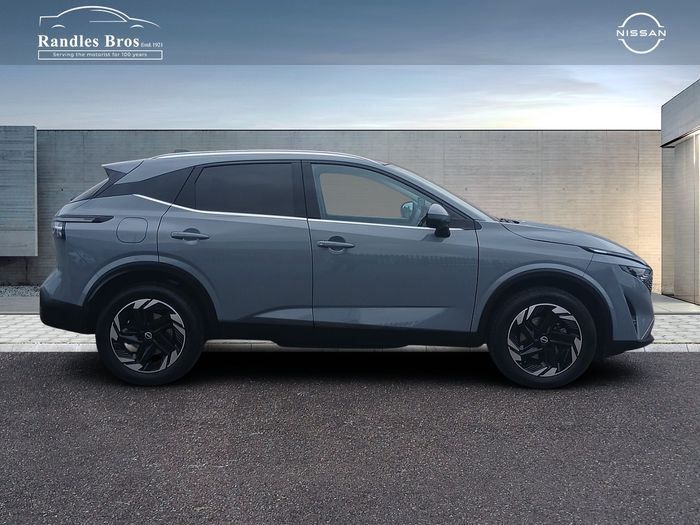 Nissan QASHQAI 2025