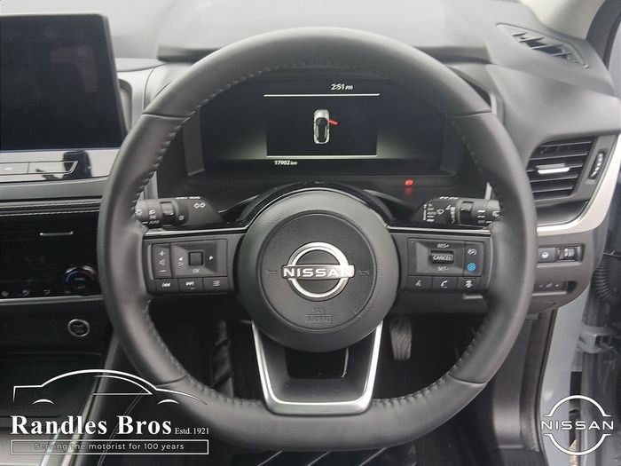 Nissan QASHQAI 2025