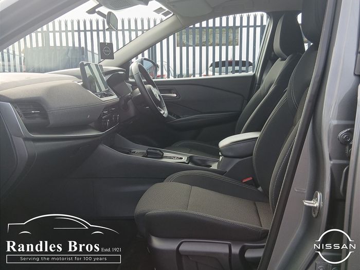 Nissan QASHQAI 2025