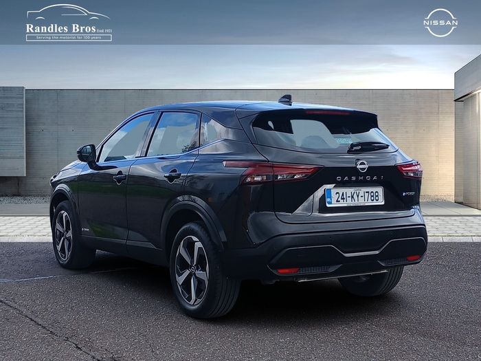 Nissan QASHQAI 2024
