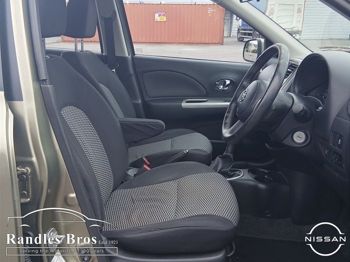 Nissan Micra 2015