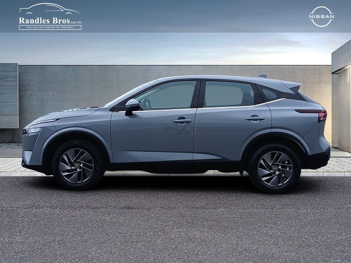 Nissan QASHQAI 2024