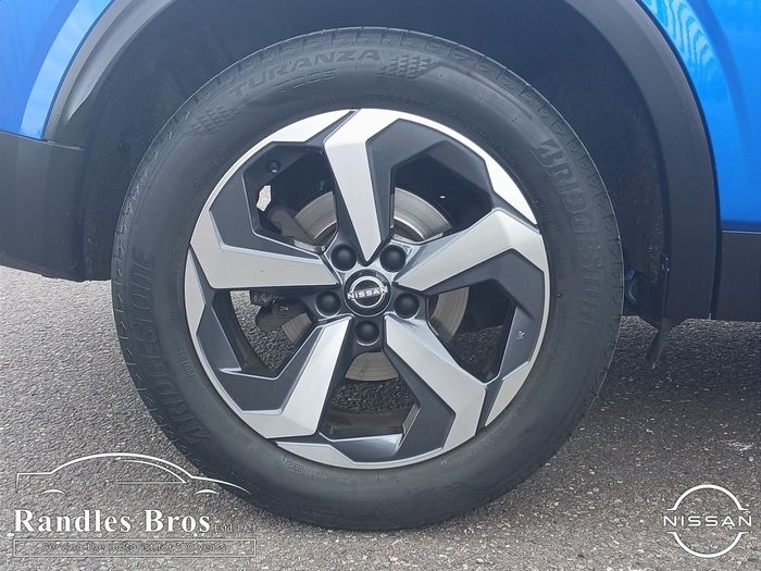 Nissan QASHQAI 2024