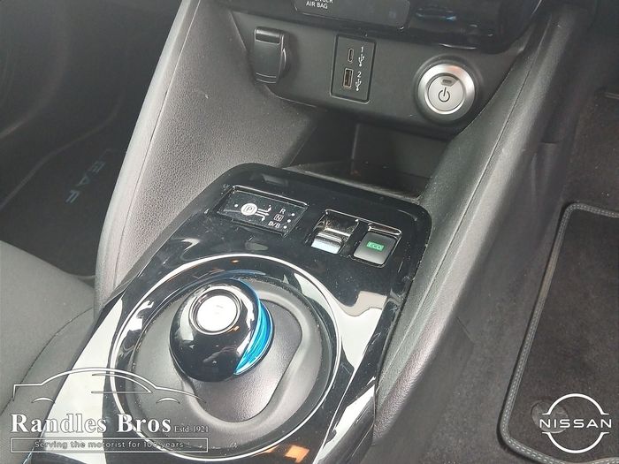 Nissan Leaf 2021
