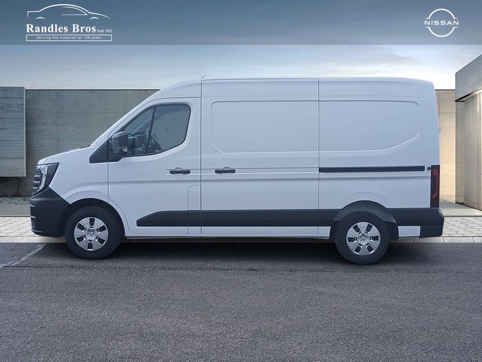 Nissan Interstar 2026