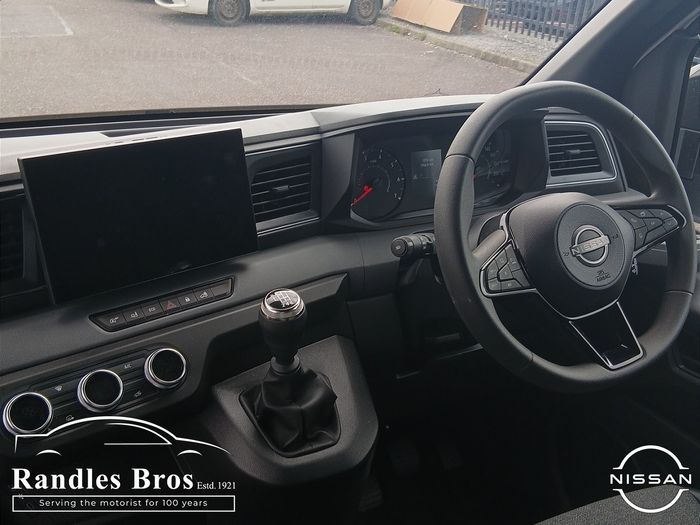 Nissan Interstar 2026