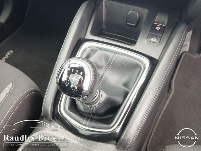 Nissan QASHQAI 2020