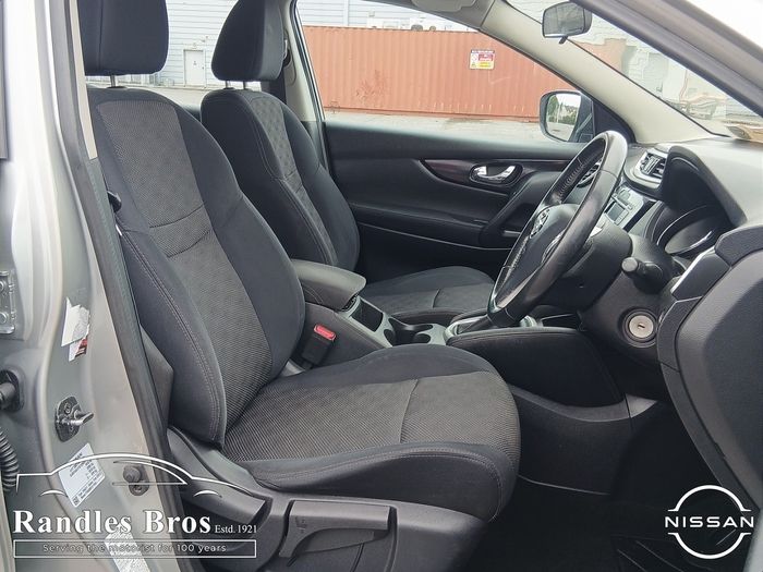 Nissan QASHQAI 2015
