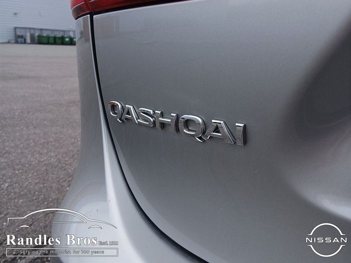 Nissan QASHQAI 2015