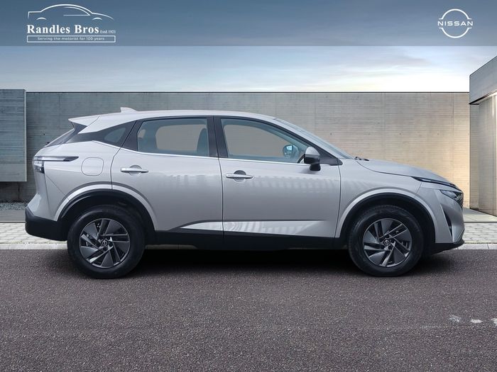 Nissan QASHQAI 2026