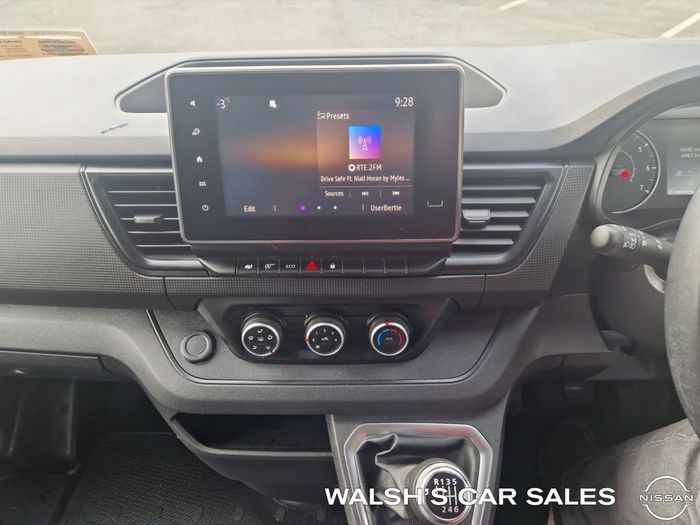 Nissan Primastar 2023