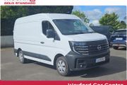 Nissan Interstar 2025