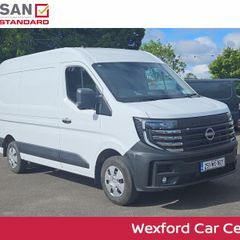 Nissan Interstar 2025
