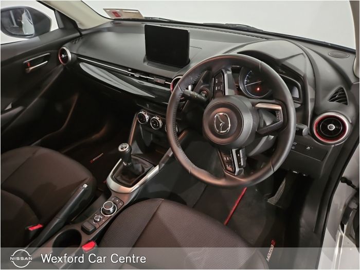 Mazda 2 2023