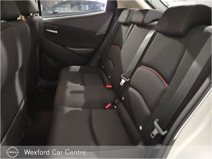 Mazda 2 2023