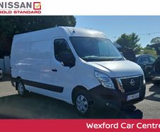 Nissan NV400 2021