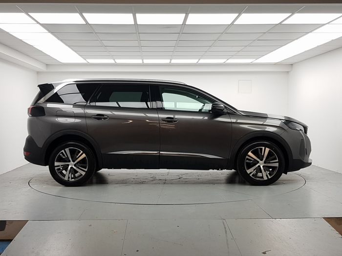 Peugeot 5008 2023