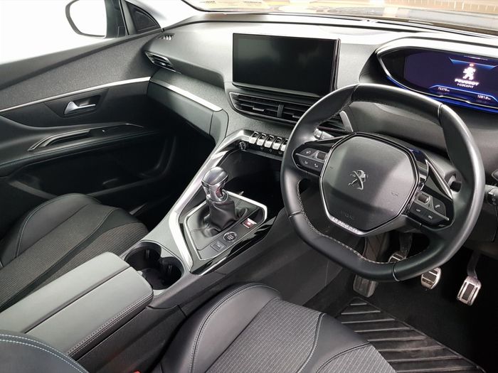 Peugeot 5008 2023