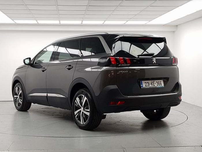Peugeot 5008 2023