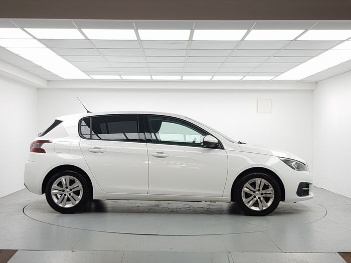 Peugeot 308 2020