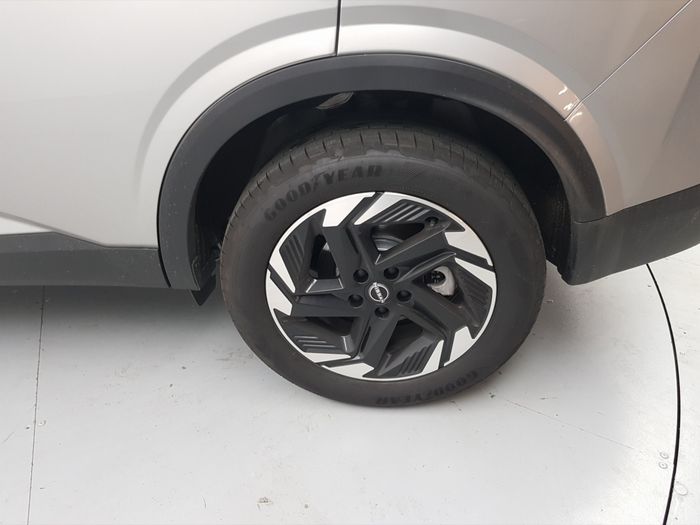 Nissan QASHQAI 2026