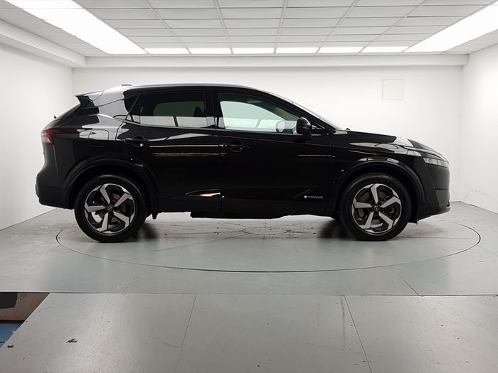 Nissan QASHQAI 2024