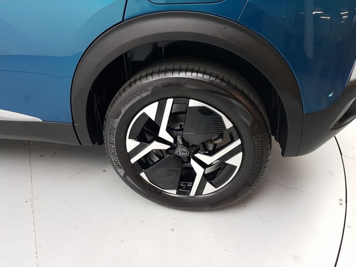 Peugeot 2008 2025