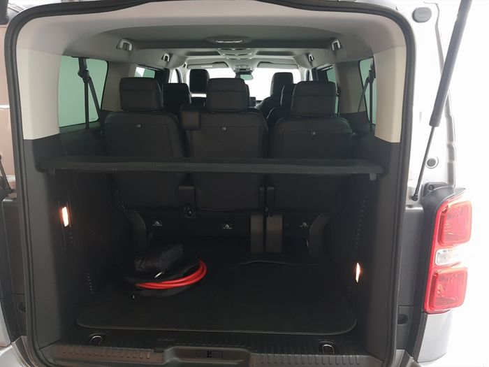 Peugeot Traveller 2025