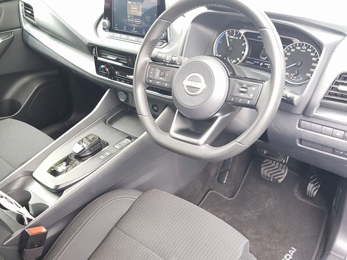 Nissan QASHQAI 2024