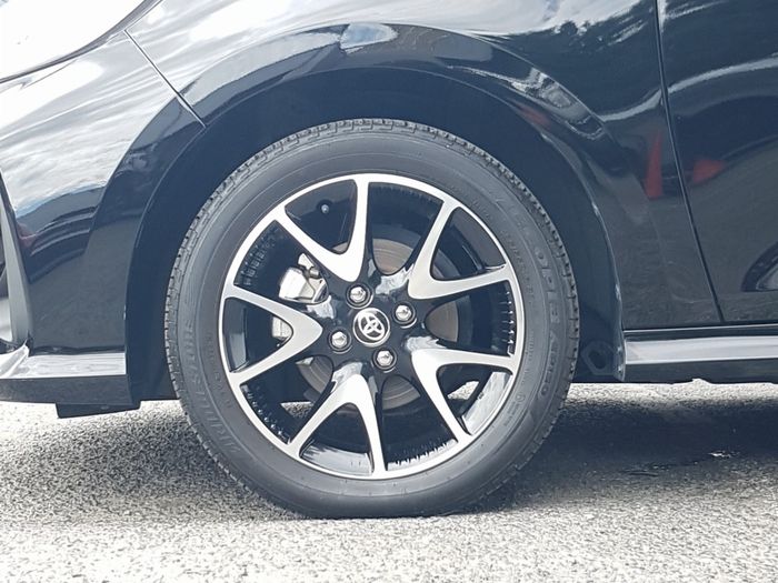 Toyota Yaris 2023