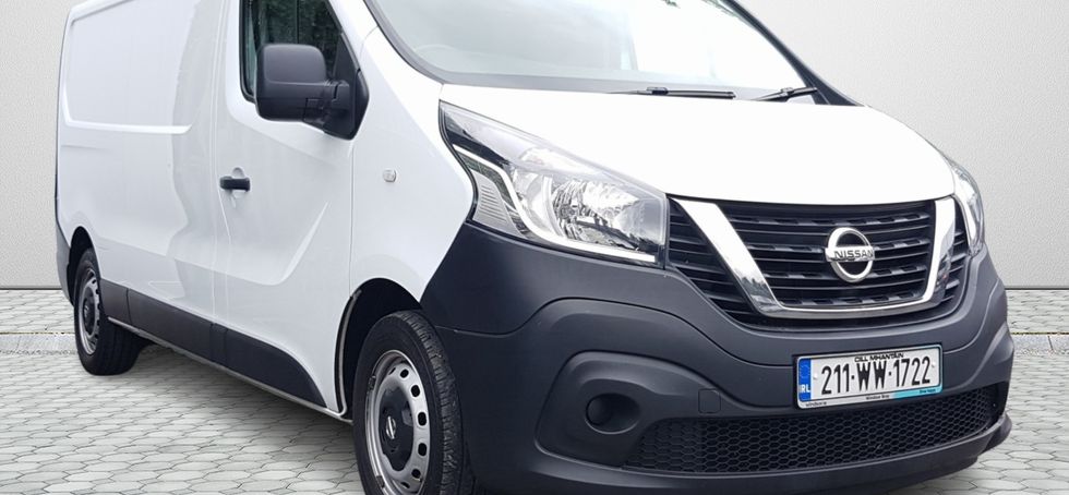 Nissan NV300 2021