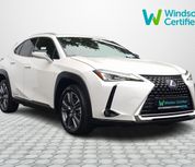Lexus UX 2021