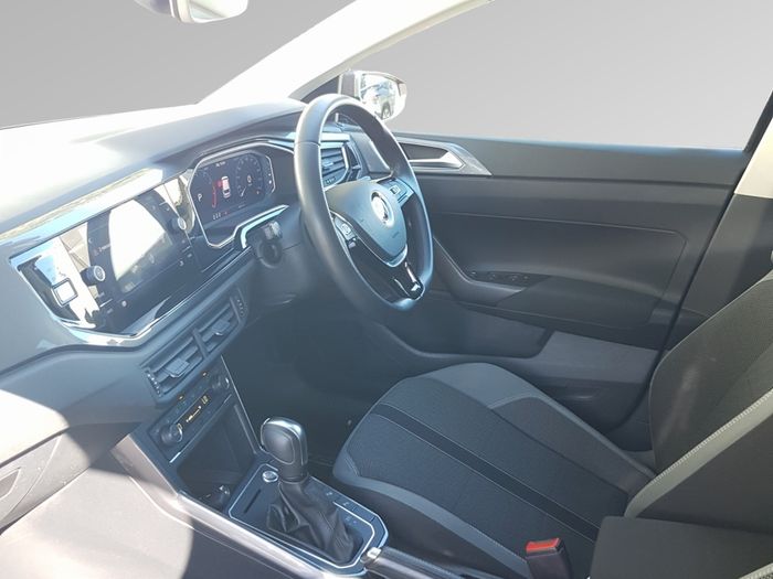 Volkswagen Polo 2021