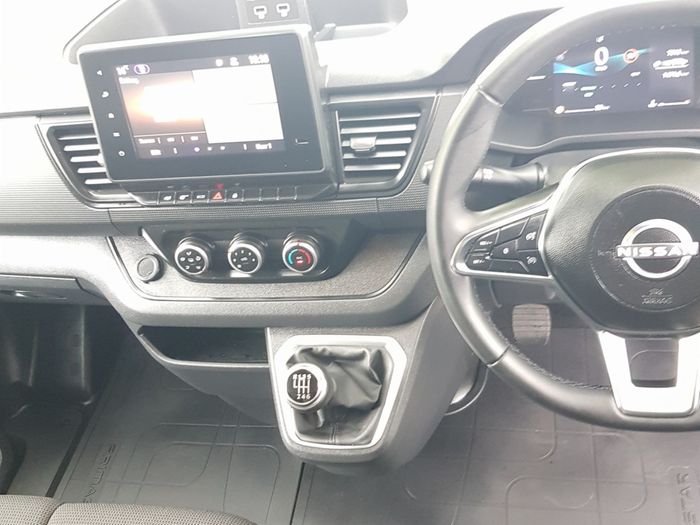 Nissan Primastar 2025