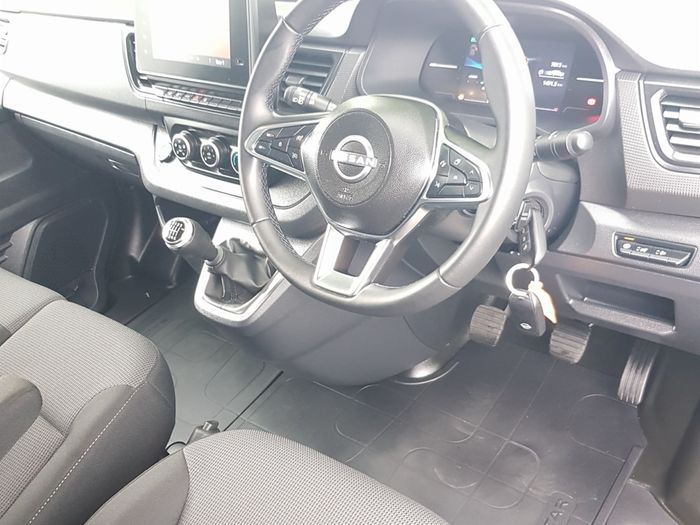 Nissan Primastar 2025