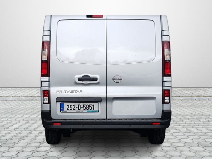 Nissan Primastar 2025