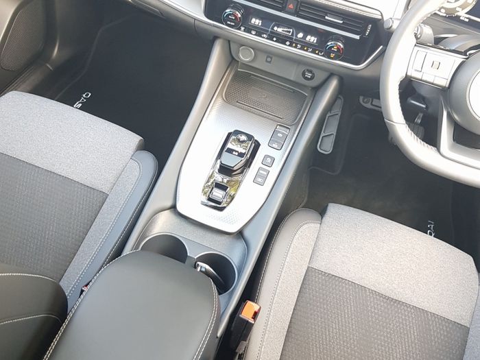 Nissan QASHQAI 2026