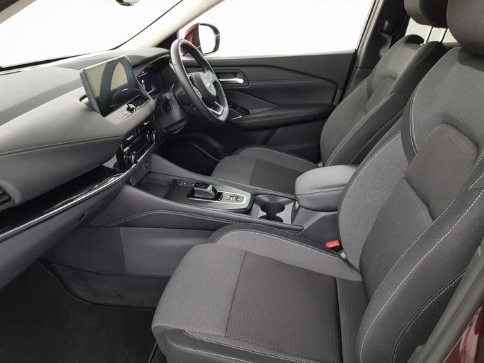 Nissan QASHQAI 2024
