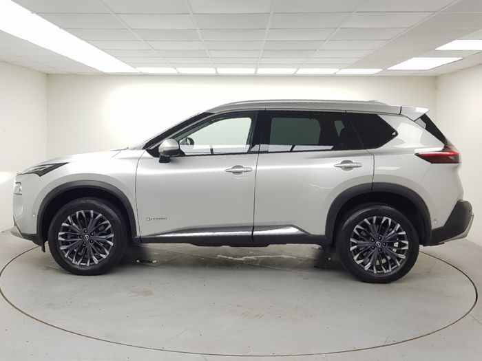 Nissan X-Trail 2025