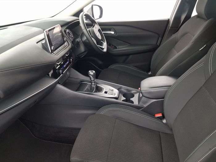 Nissan QASHQAI 2024