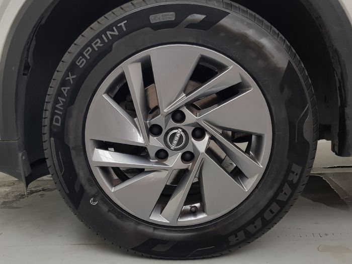 Nissan QASHQAI 2024