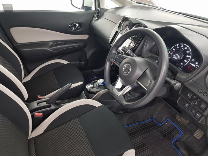 Nissan NOTE 2019