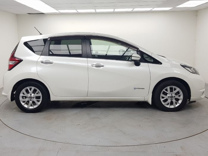 Nissan NOTE 2019