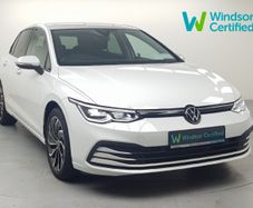 Volkswagen Golf 2024