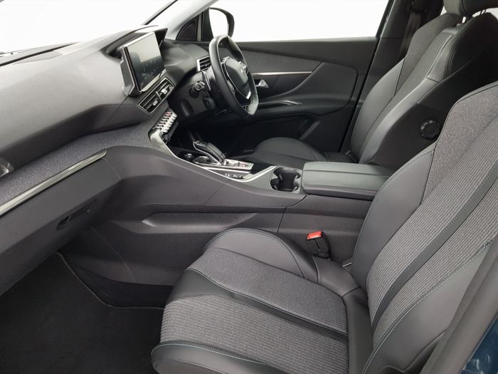 Peugeot 3008 2022